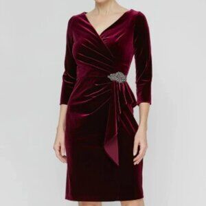 Alex Evenings Women's Velvet Cocktail Sheath Dress